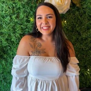 Meet your Posher, Veronica